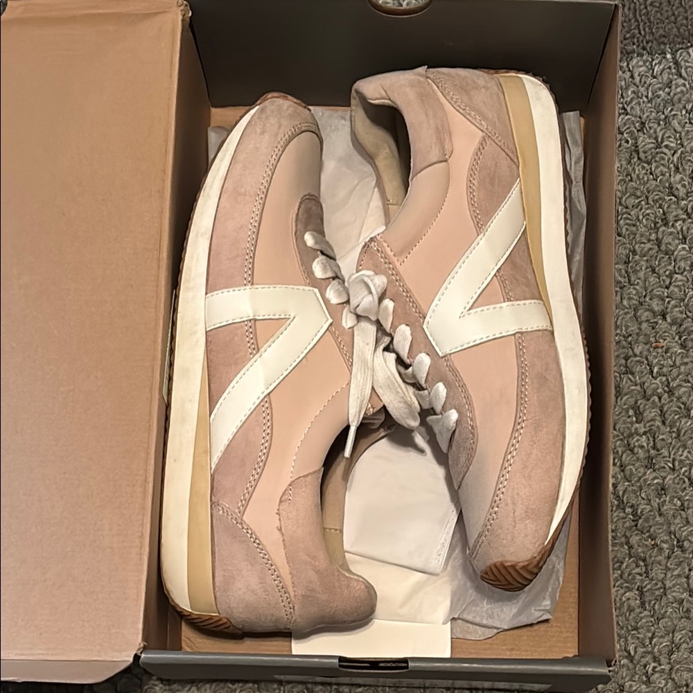 LOFT Everyday Trainer - Ecru